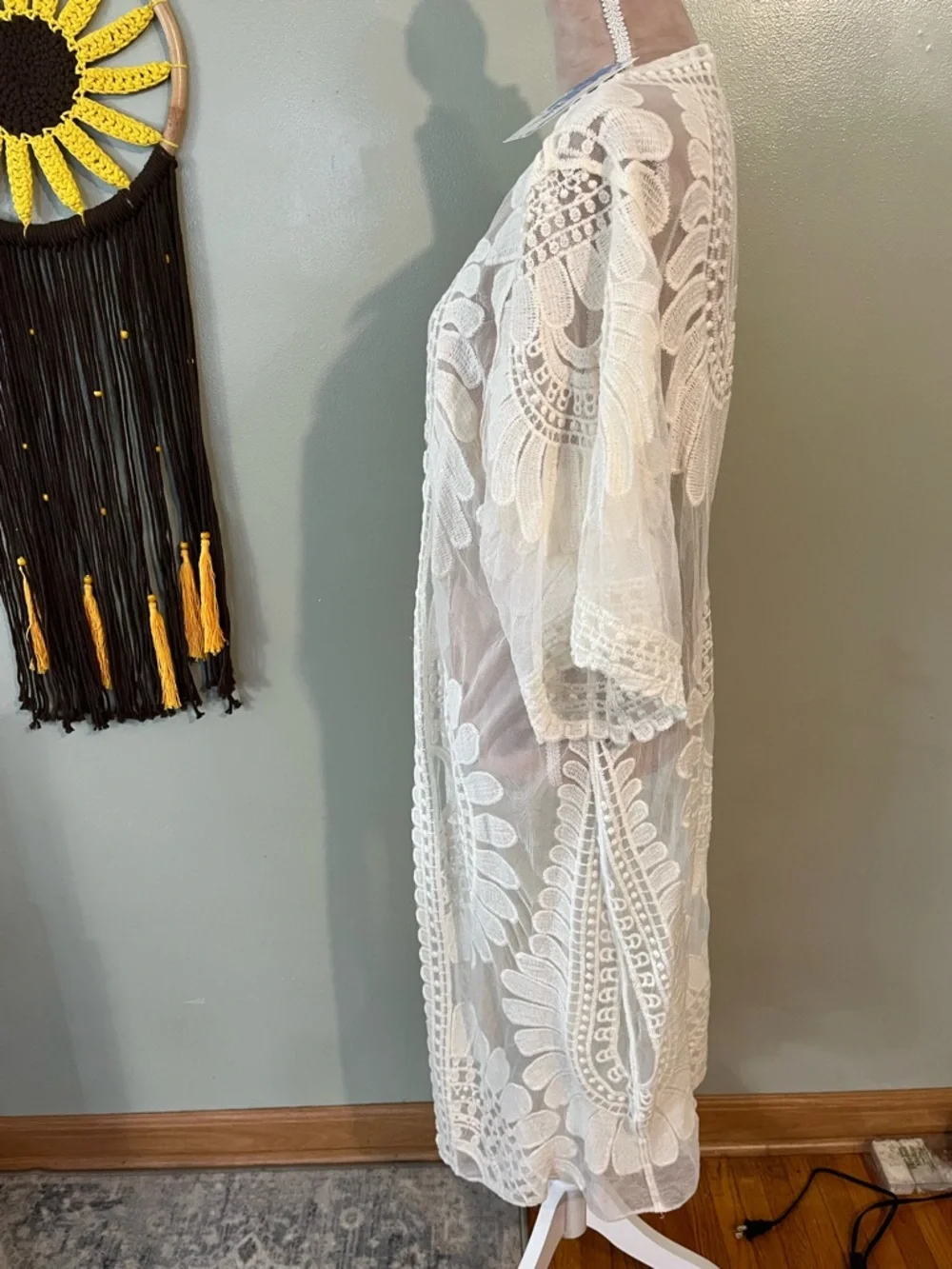 Women’s Rebelion Cream Lace Crochet Duster Kimono S NWT - Picture 6 of 7